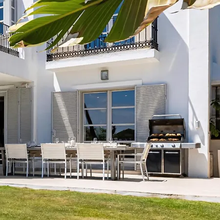 Vacation I White Orchid, Palatial Villa, Private Heated Pool, Prime Golf Valley Location, Minutes From Puerto Banus, Luxury Interiors, Outdoor Fire Pit Lounge Villa