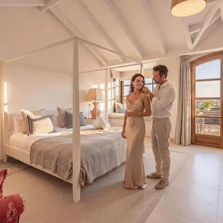 Vacation I White Orchid, Palatial Villa, Private Heated Pool, Prime Golf Valley Location, Minutes From Puerto Banus, Luxury Interiors, Outdoor Fire Pit Lounge