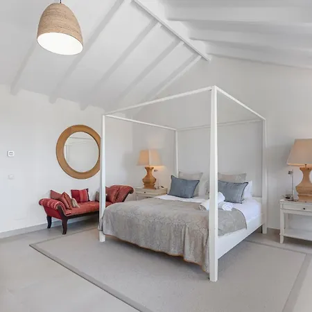Villa Vacation I White Orchid, Palatial Villa, Private Heated Pool, Prime Golf Valley Location, Minutes From Puerto Banus, Luxury Interiors, Outdoor Fire Pit Lounge *