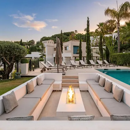 Villa Vacation I White Orchid, Palatial Villa, Private Heated Pool, Prime Golf Valley Location, Minutes From Puerto Banus, Luxury Interiors, Outdoor Fire Pit Lounge *